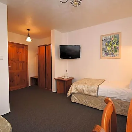 Kraina Jezior Hotel *