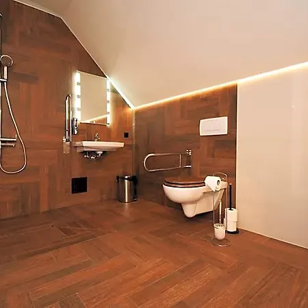 Kraina Jezior Hotel *