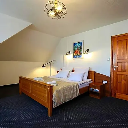Kraina Jezior Hotel *