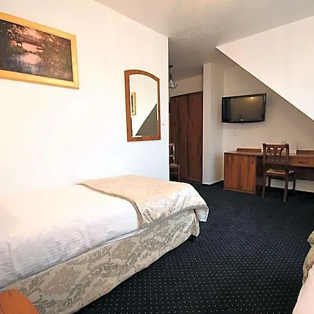 Kraina Jezior Hotel *