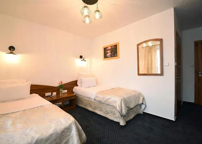 Hotel Kraina Jezior *